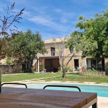 Appartement Dans Un Mas Provencal Renove Saint-Hilaire-d'Ozilhan Ngoại thất bức ảnh